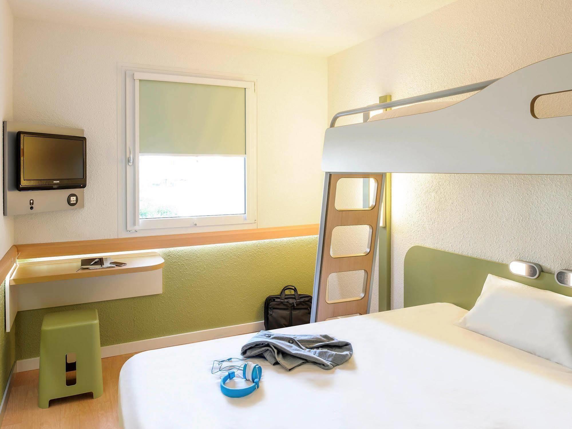 Ibis Budget Argenteuil Bords De Seine Bagian luar foto