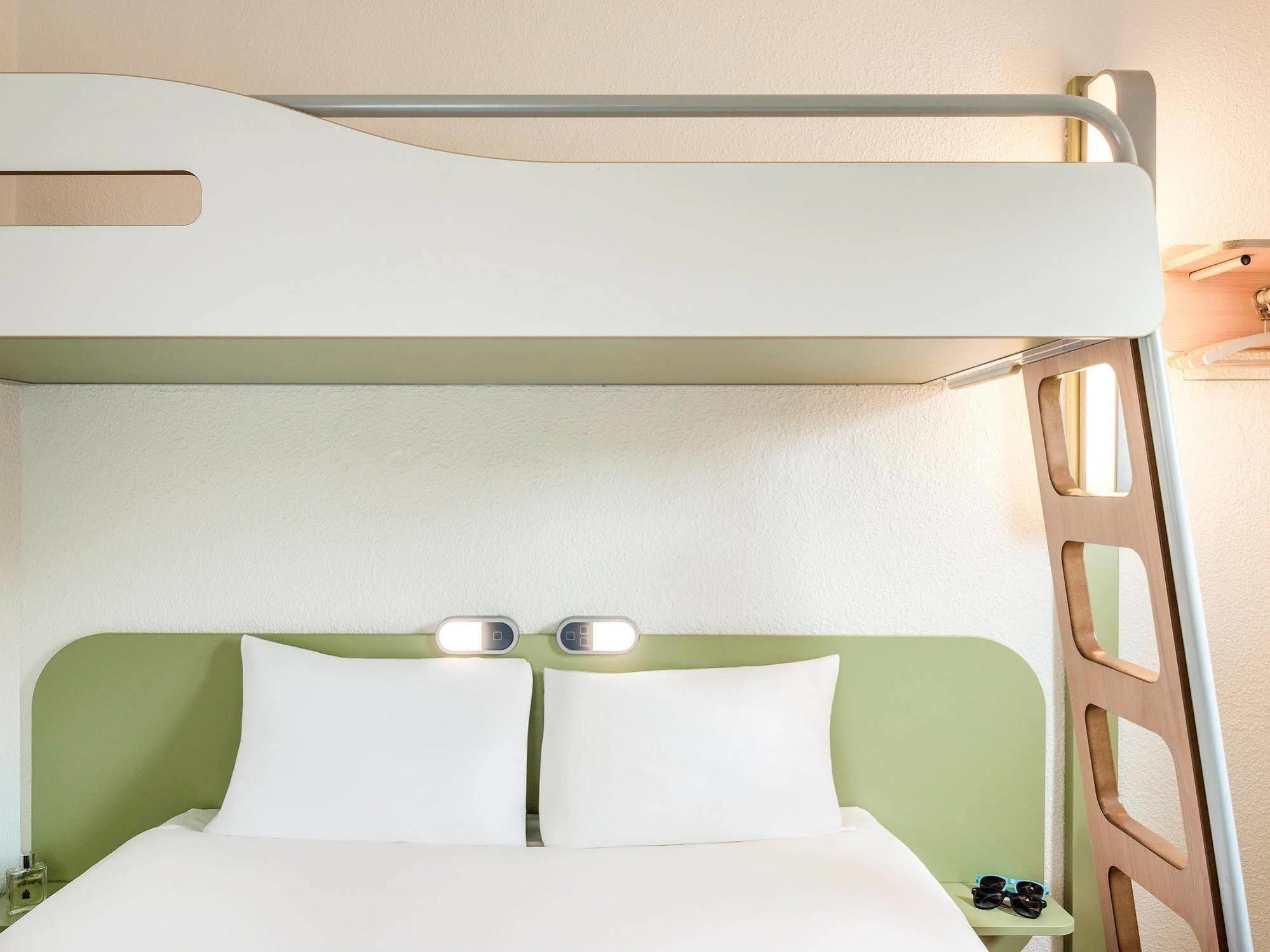 Ibis Budget Argenteuil Bords De Seine Bagian luar foto
